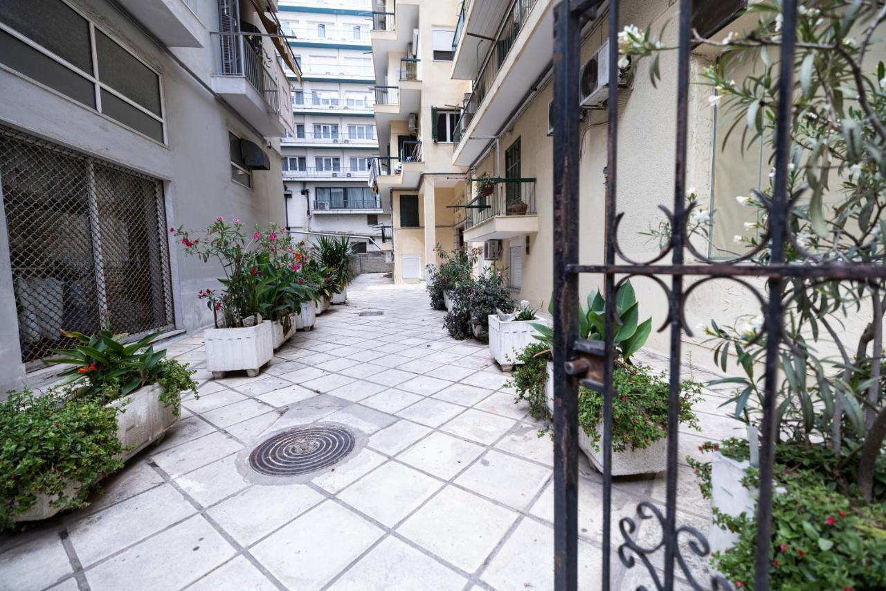 Delmare Mqueen Apartment Tesalonika Bagian luar foto